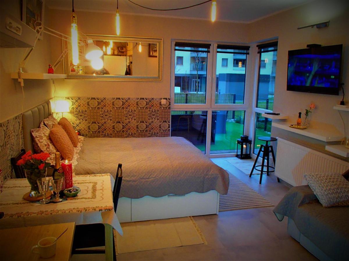 Ferienwohnung Cracovia Garden Nowa 5 Dzielnica Exterior foto